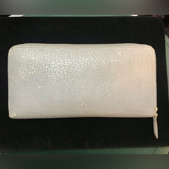 Vivienne Westwood Gray Orb Clutch With Gold Tone Hardware Clutch - Picture 3 of 14